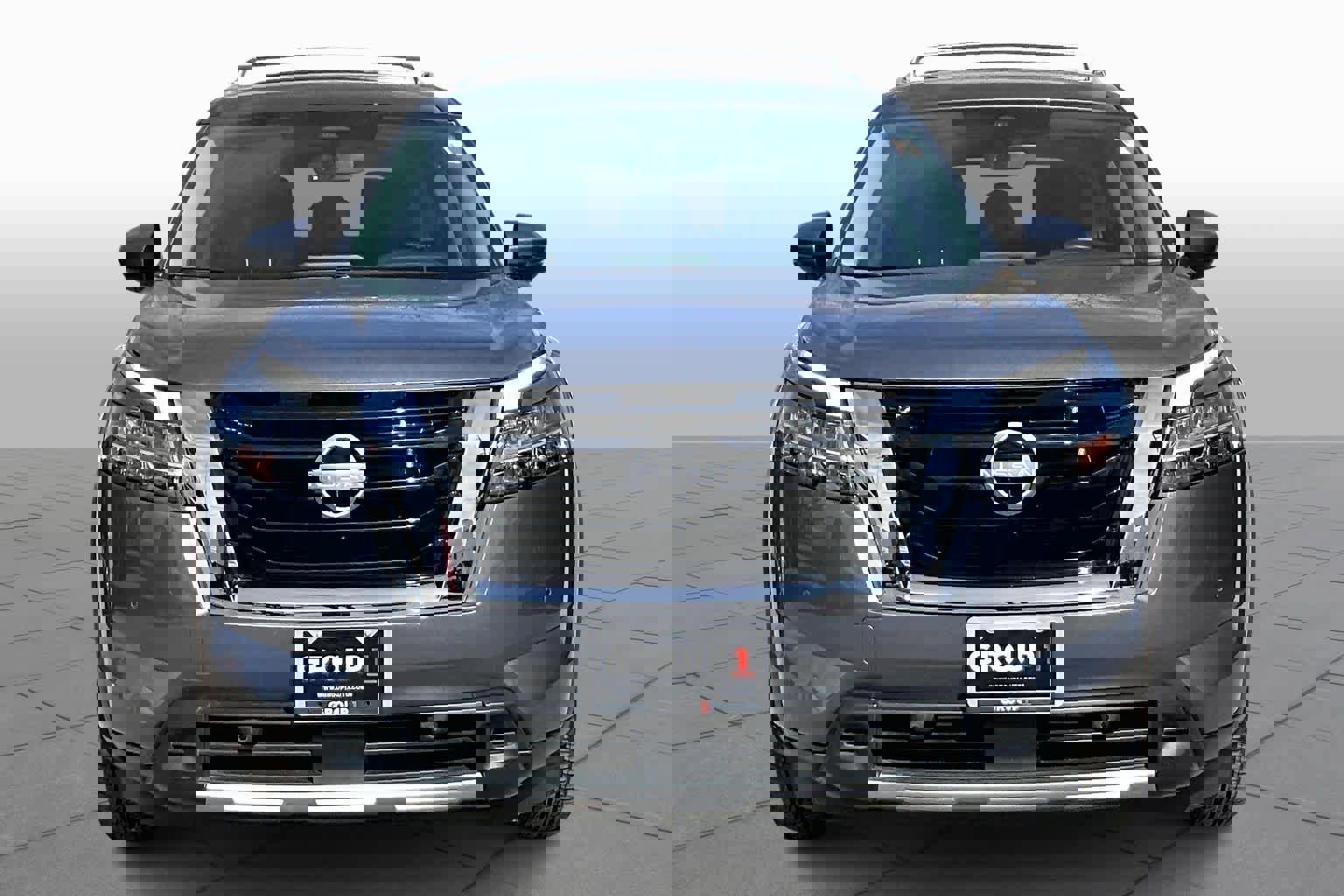 Used 2024 Nissan Pathfinder SL image 4