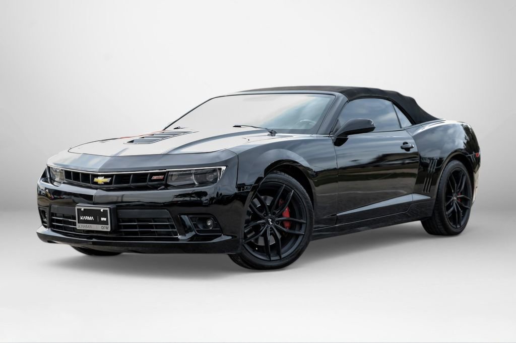 Used 2015 Chevrolet Camaro SS w/ RS Package RWD image 3
