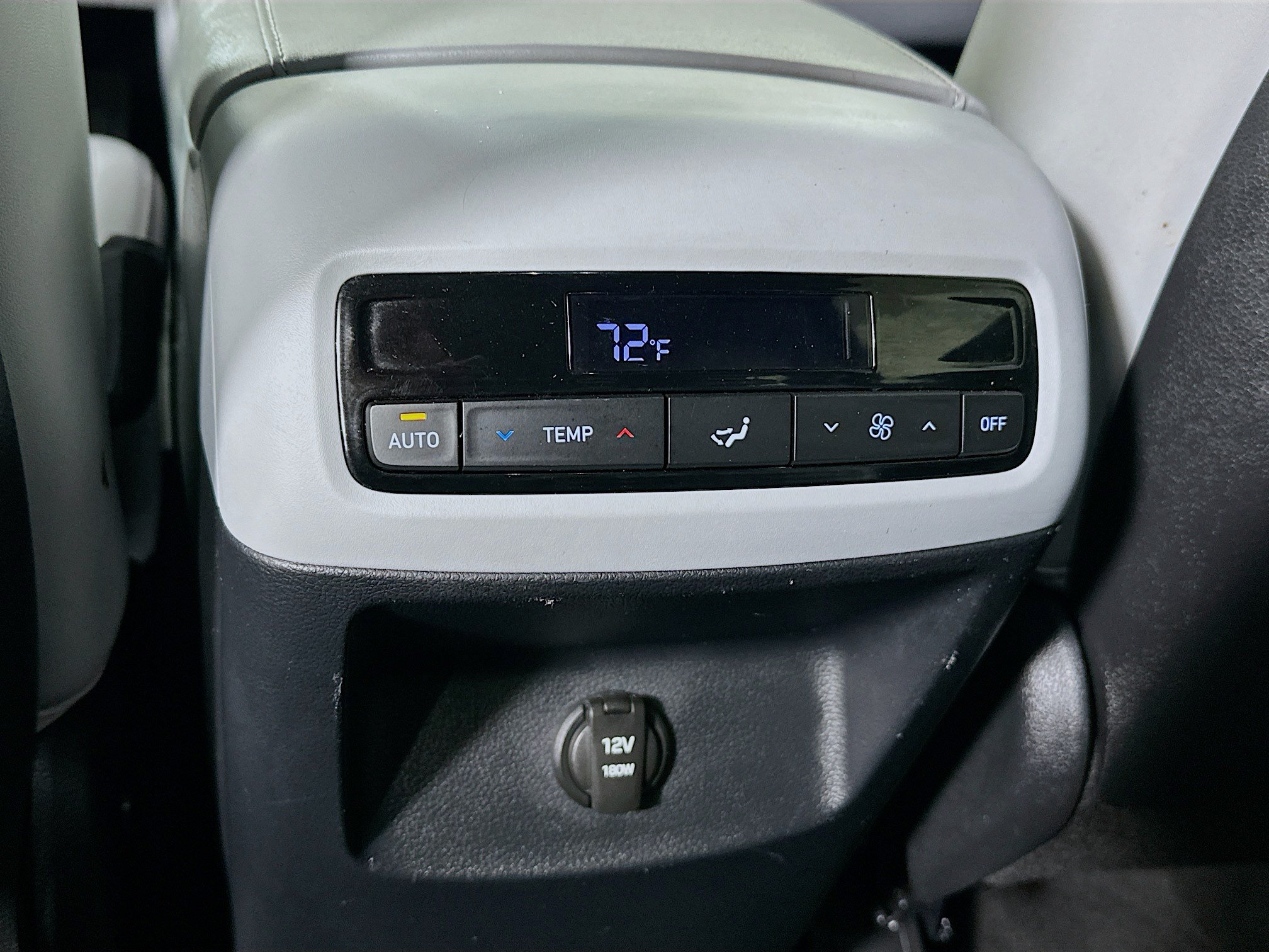 Used 2025 Hyundai Palisade SEL FWD image 24
