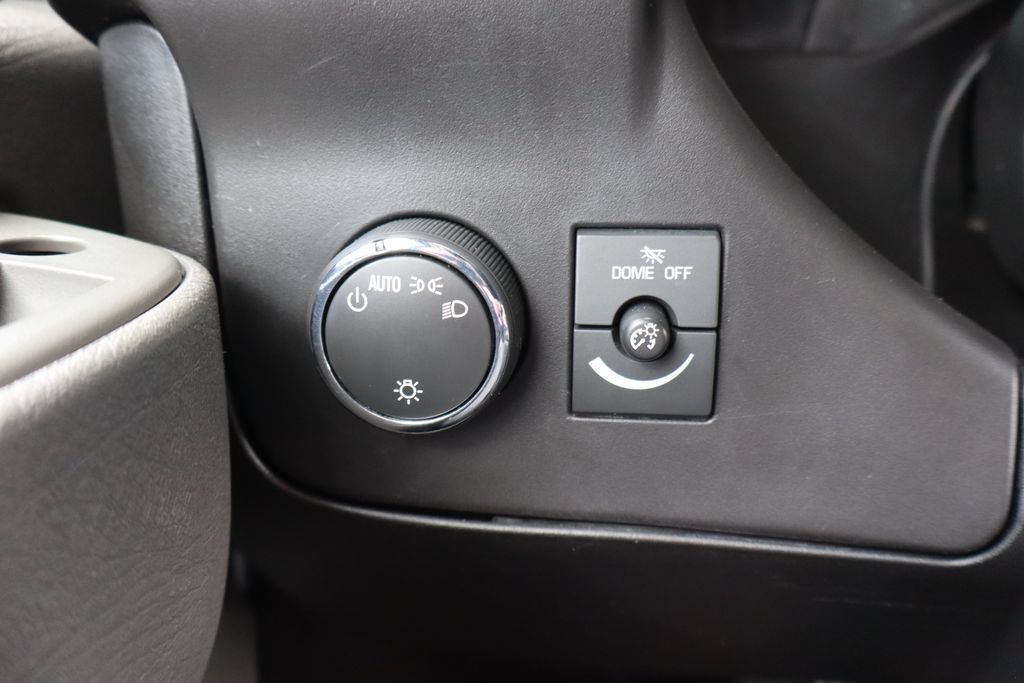 Used 2019 Chevrolet Express 2500 w/ Driver Convenience Package RWD image 15