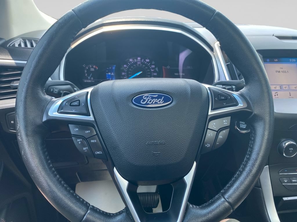 Used 2019 Ford Edge SEL w/ Equipment Group 201A AWD/4WD image 25