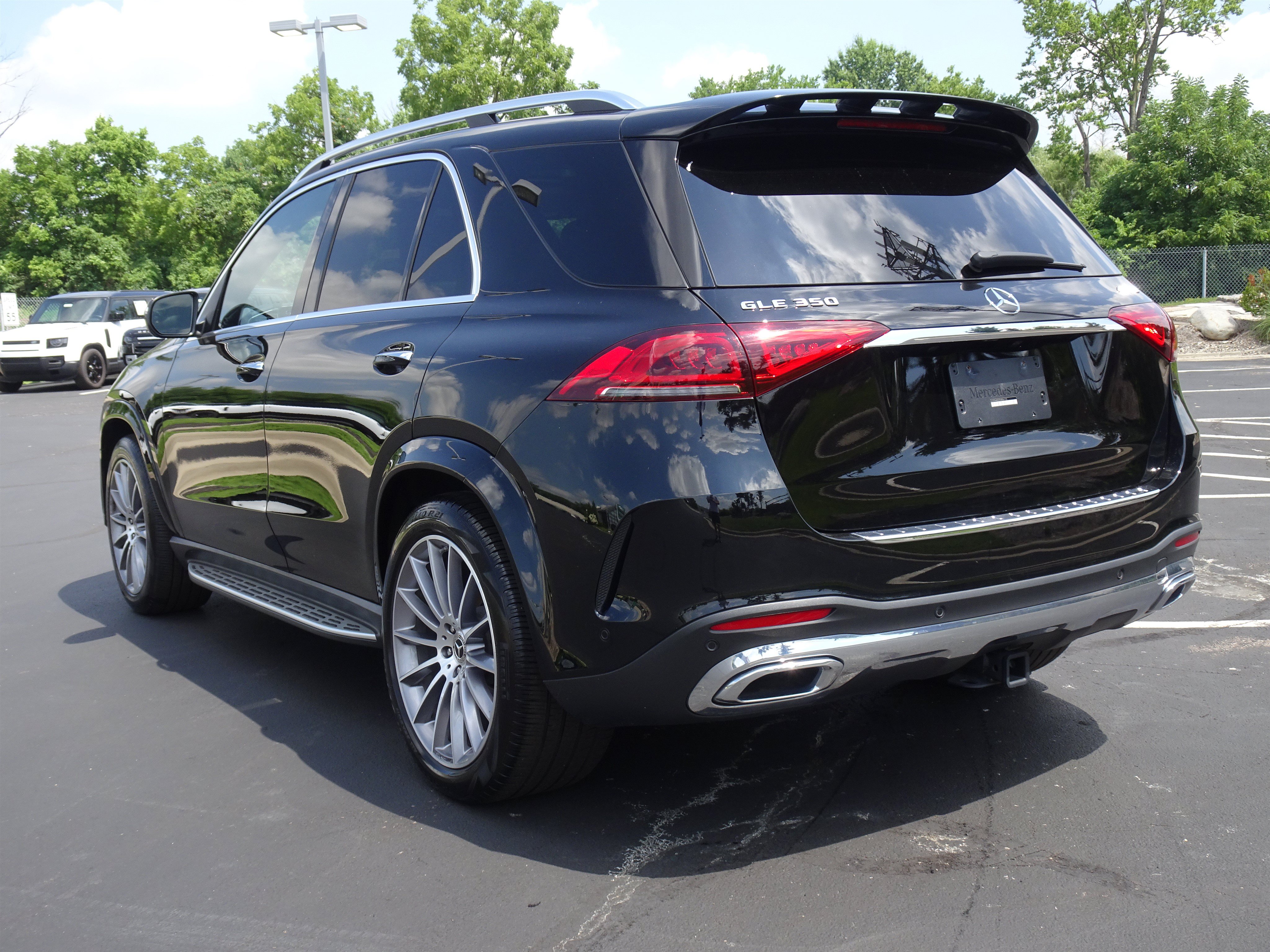 Used 2023 Mercedes-Benz GLE 350 4MATIC image 8