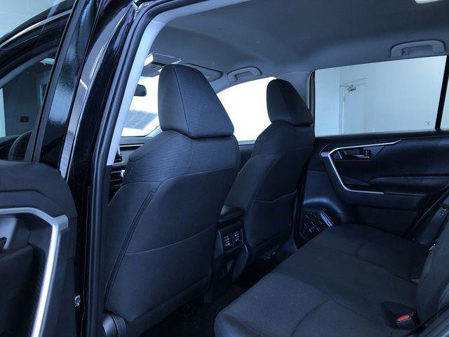 Certified 2025 Toyota RAV4 LE AWD/4WD image 19