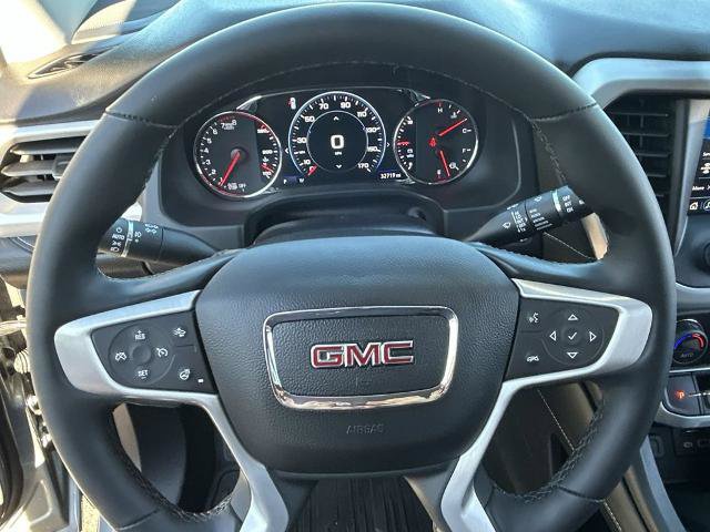 Used 2023 GMC Acadia SLT w/ Elevation Edition FWD image 7