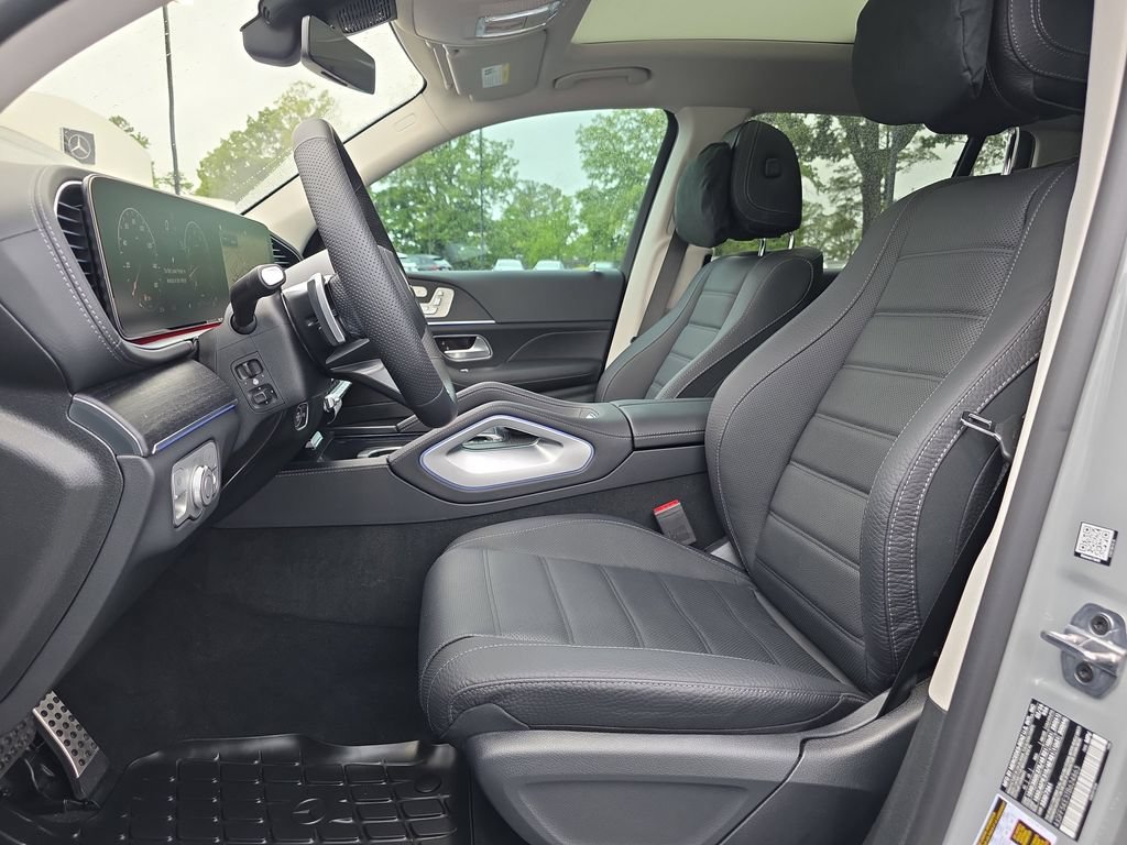 New 2026 Mercedes-Benz GLS 450 4MATIC image 10