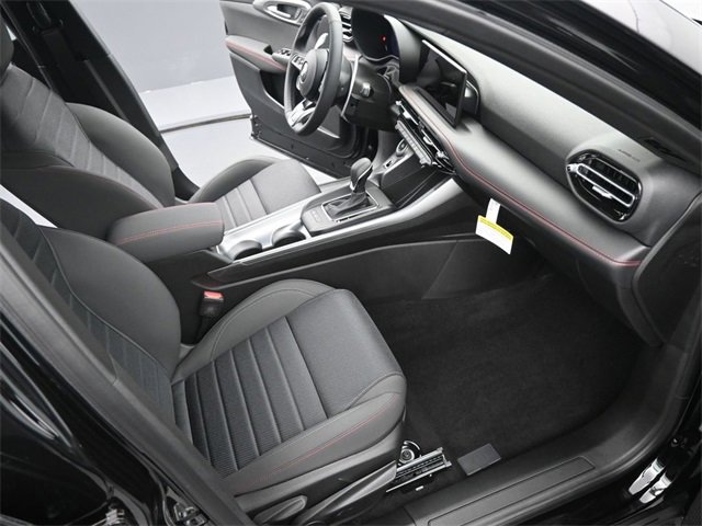 New 2025 Dodge Hornet R/T image 17