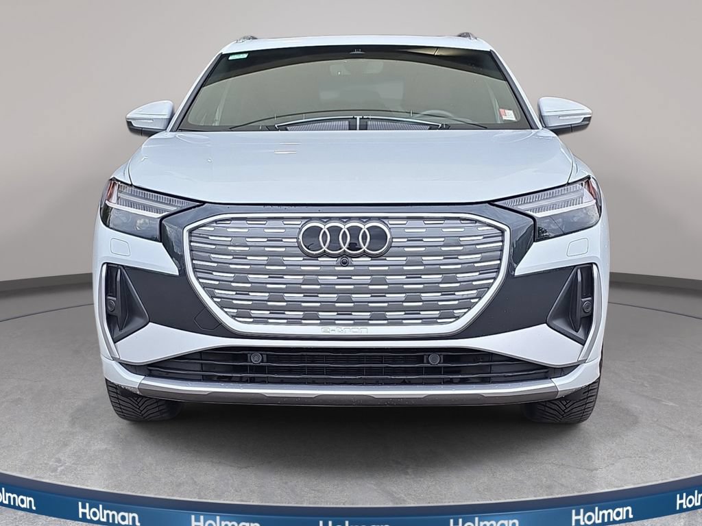 Used 2023 Audi Q4 e-tron Prestige AWD/4WD image 3