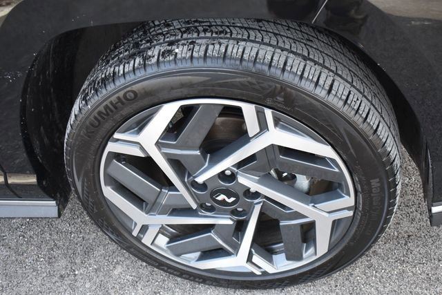 Used 2024 Hyundai Kona N Line image 11