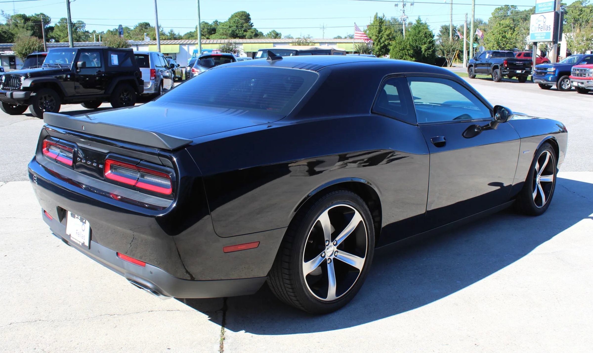 Used 2016 Dodge Challenger R/T Plus image 5