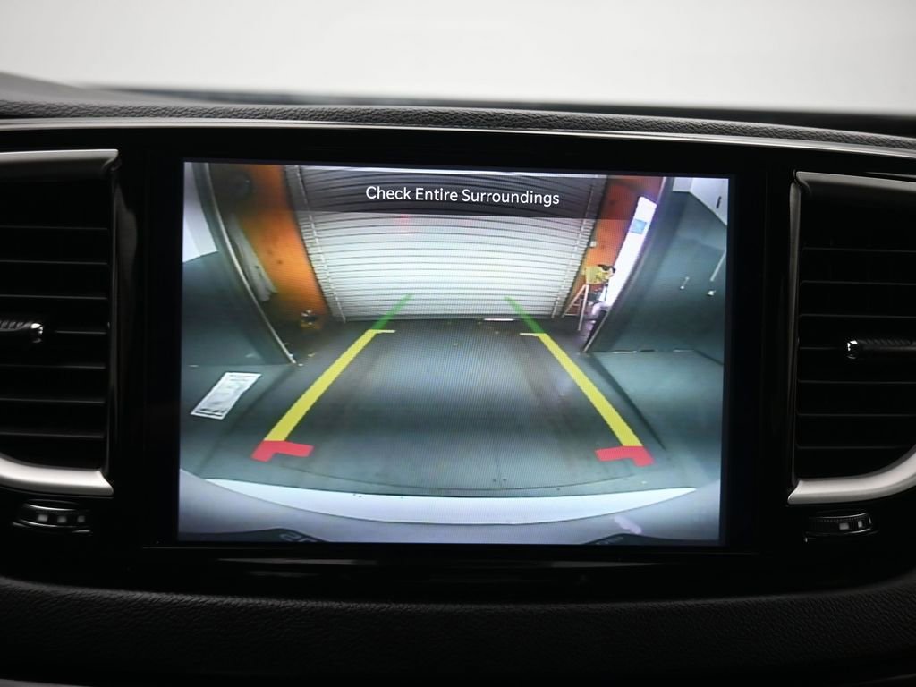 Used 2022 Chrysler Pacifica Touring-L image 20