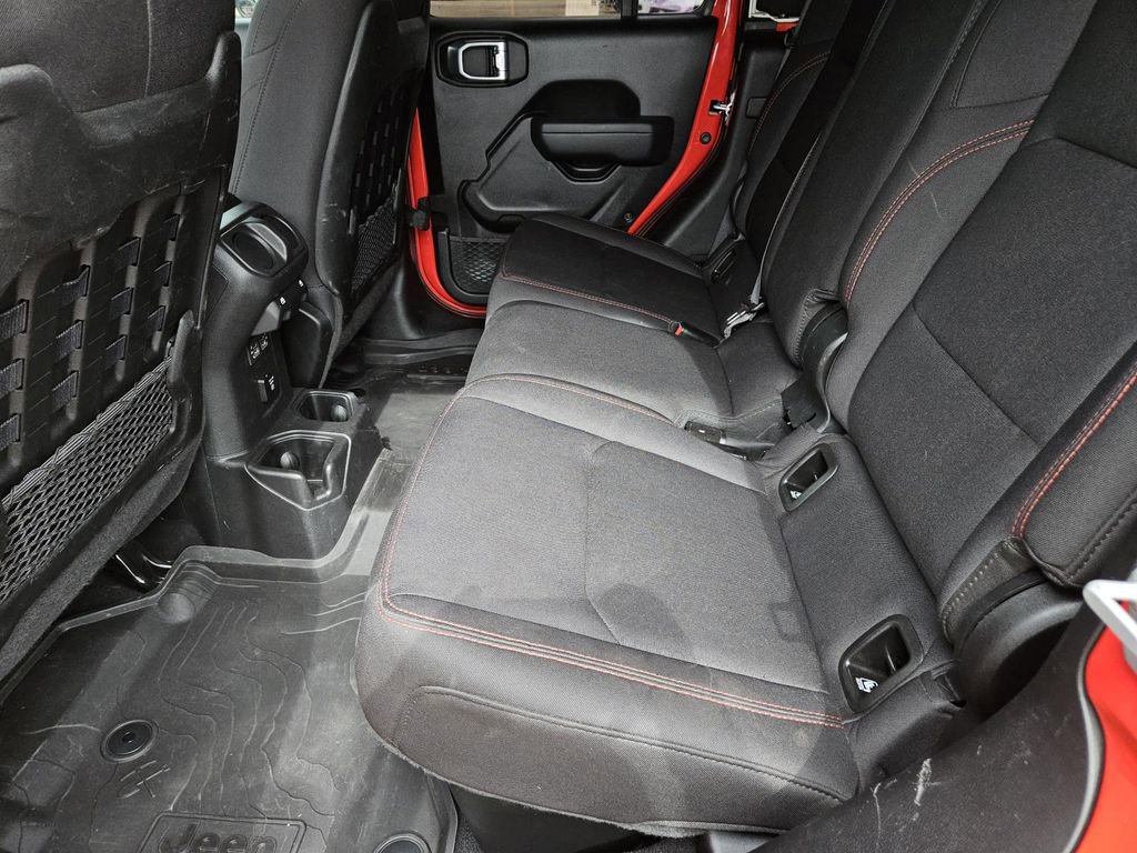 Used 2022 Jeep Gladiator Rubicon w/ Cold Weather Group image 26