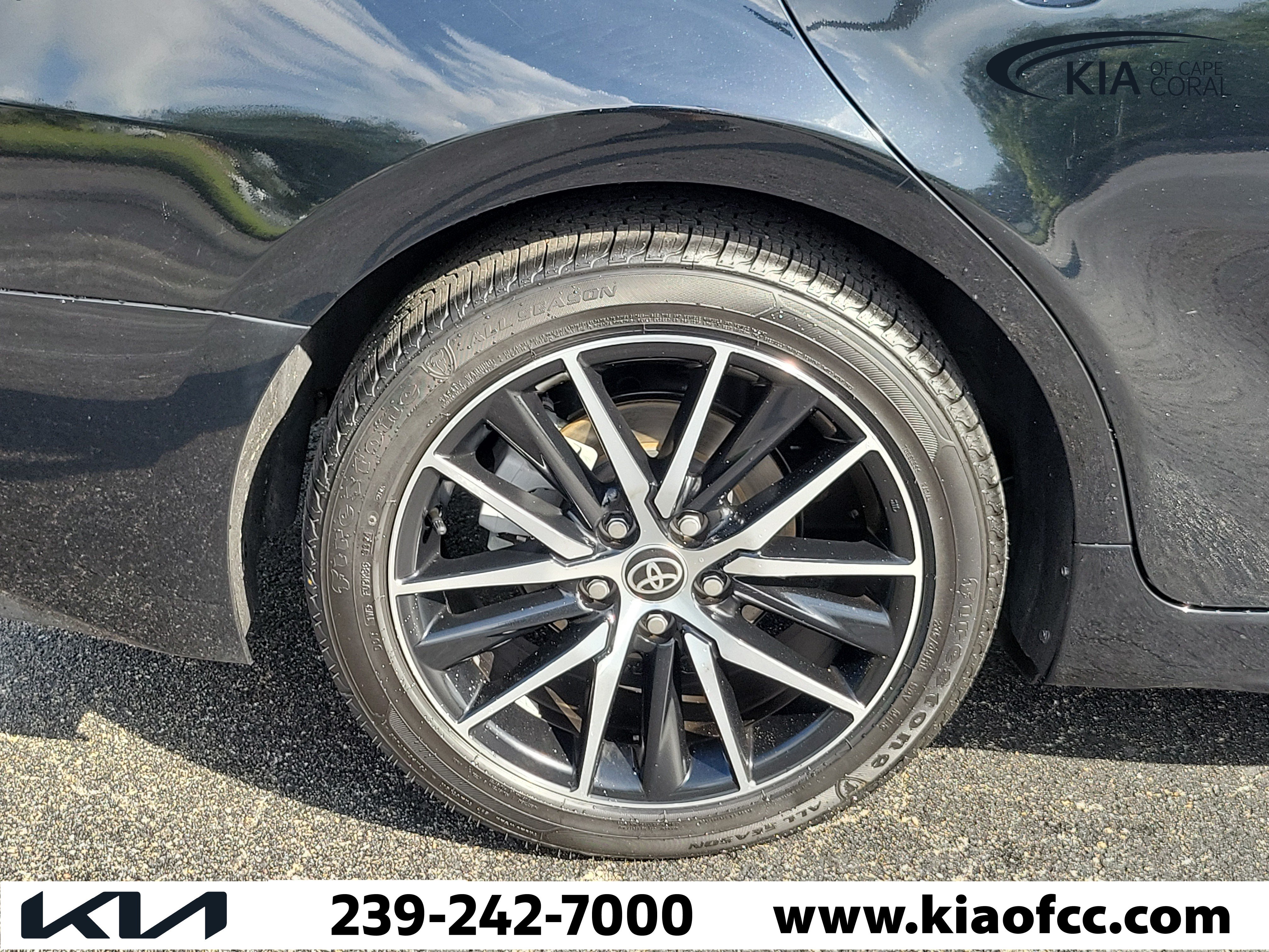 Used 2023 Toyota Camry SE FWD image 9