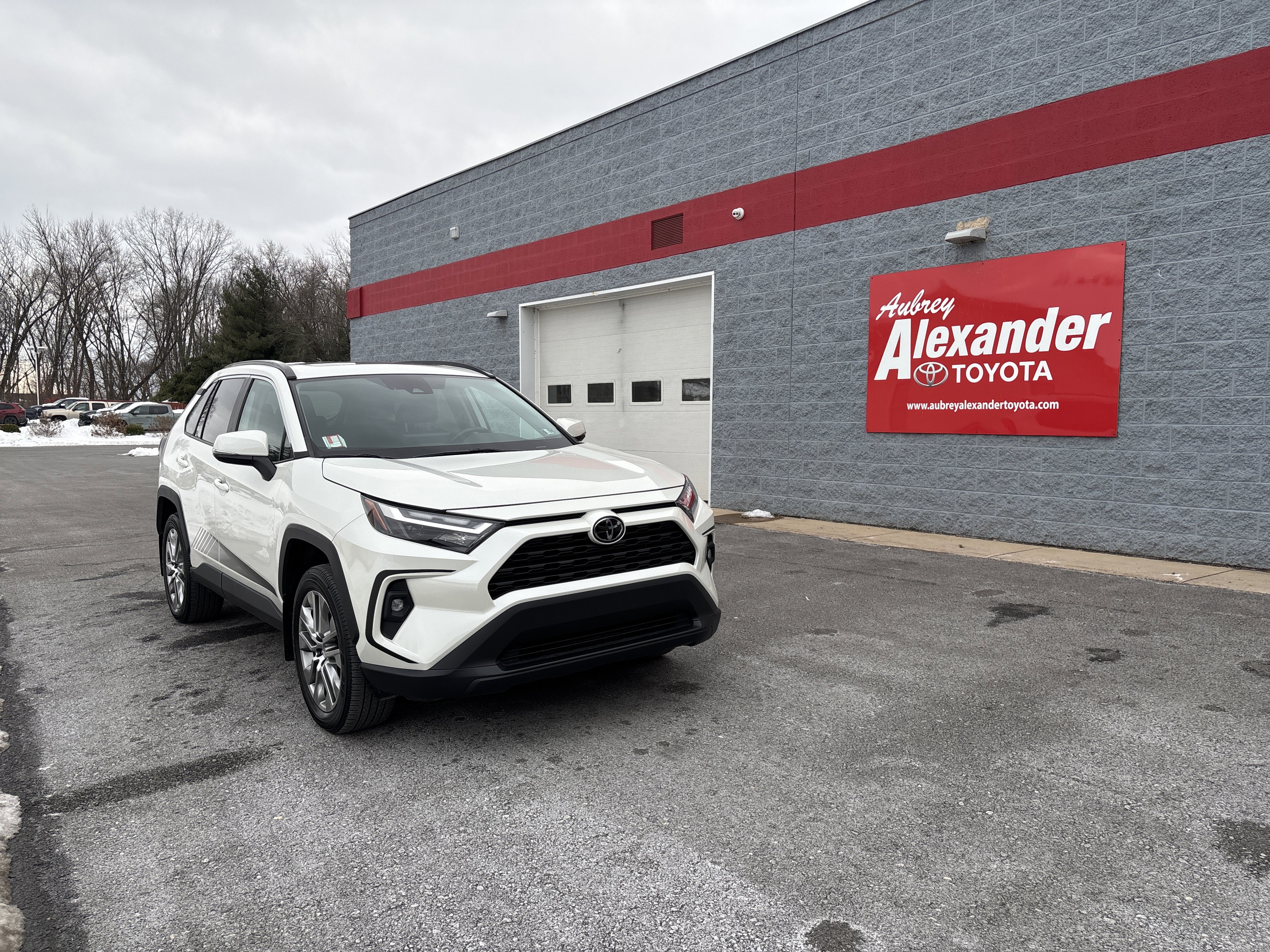 Certified 2022 Toyota RAV4 XLE Premium video 1