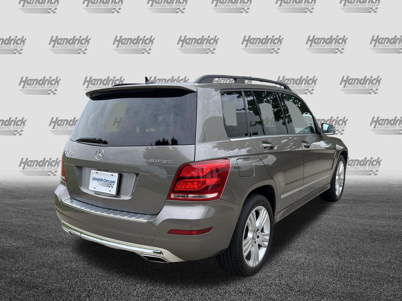 Used 2015 Mercedes-Benz GLK 250 BlueTEC 4MATIC image 9