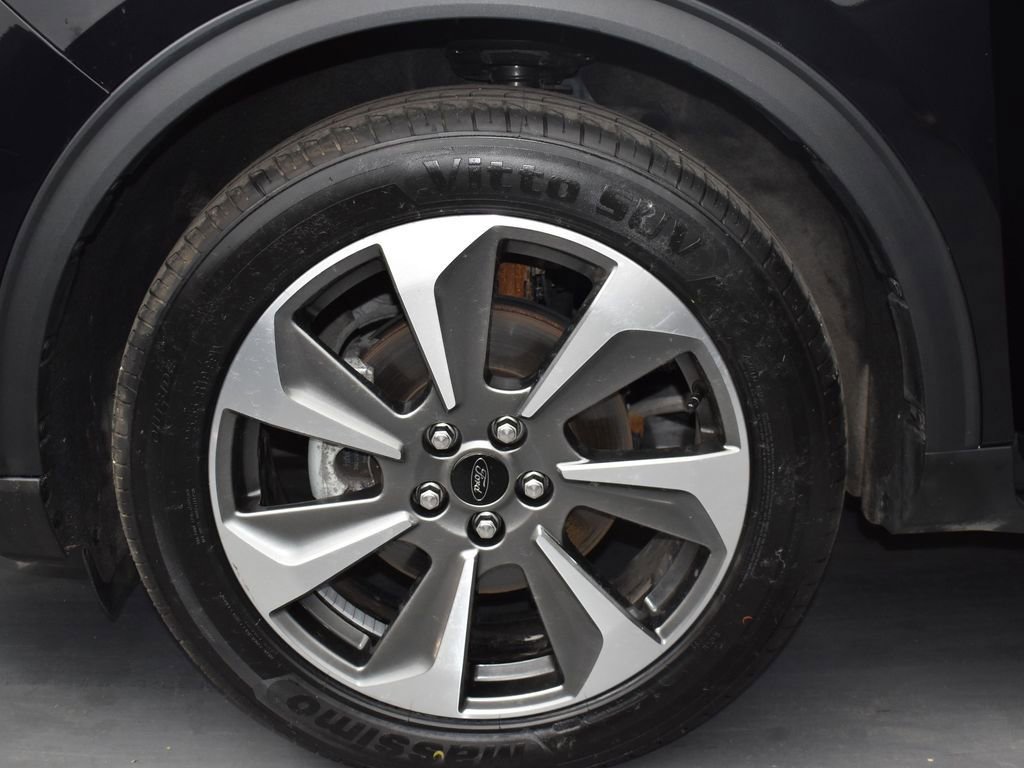 Used 2023 Ford Escape Platinum image 13