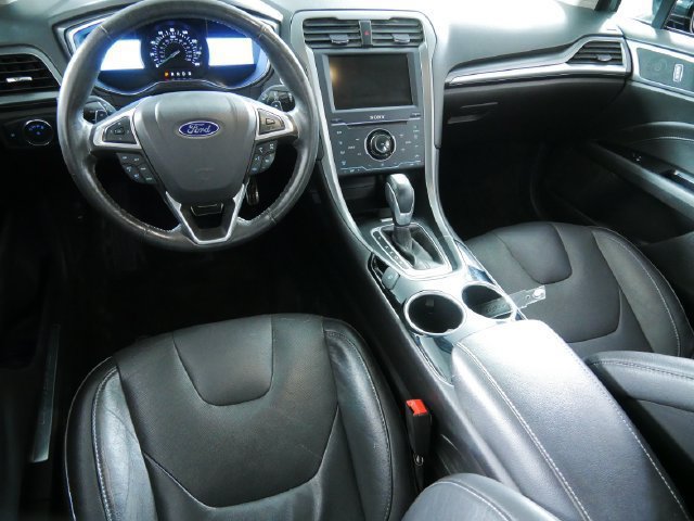 Used 2014 Ford Fusion Titanium FWD image 4