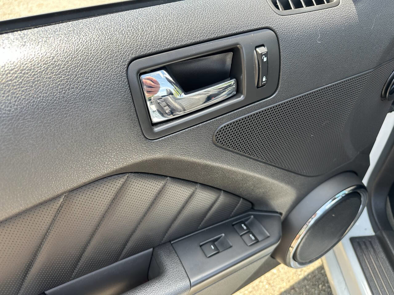 Used 2014 Ford Mustang GT Premium image 18