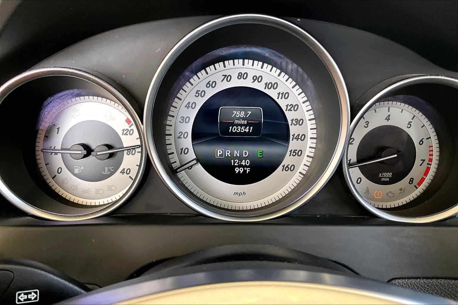 Used 2014 Mercedes-Benz C 250 Sedan image 23