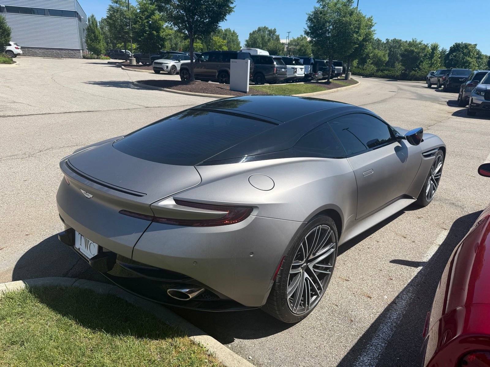 Used 2024 Aston Martin DB12 Coupe RWD image 4