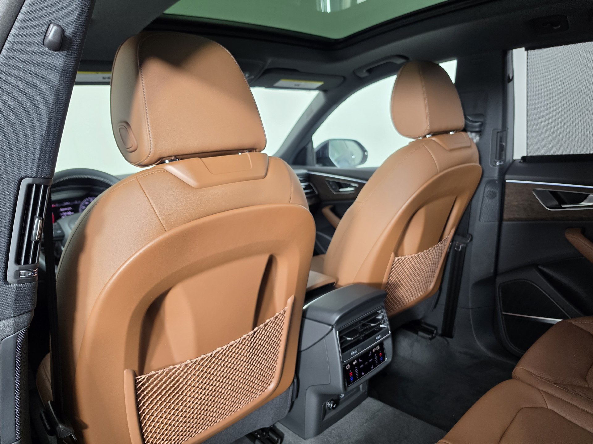 New 2027 Audi Q8 Premium Plus AWD/4WD image 31