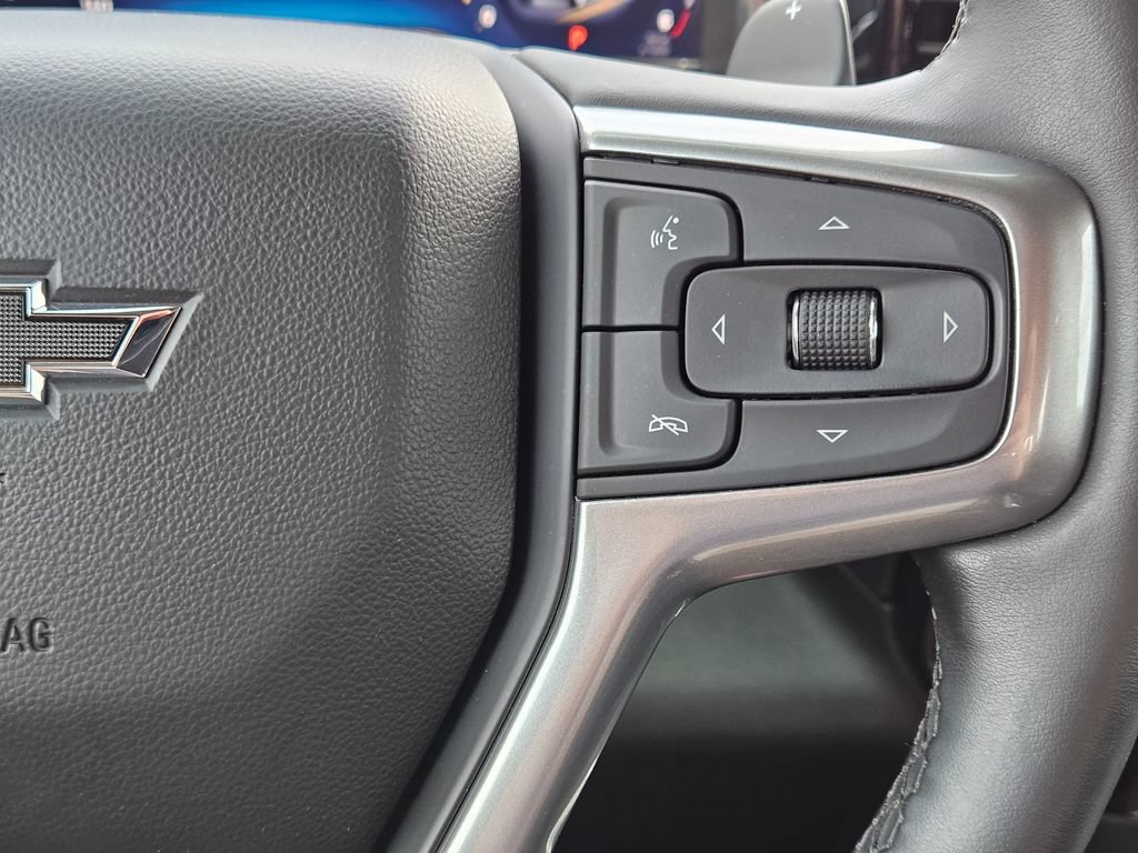 Used 2024 Chevrolet Silverado 1500 RST AWD/4WD image 35