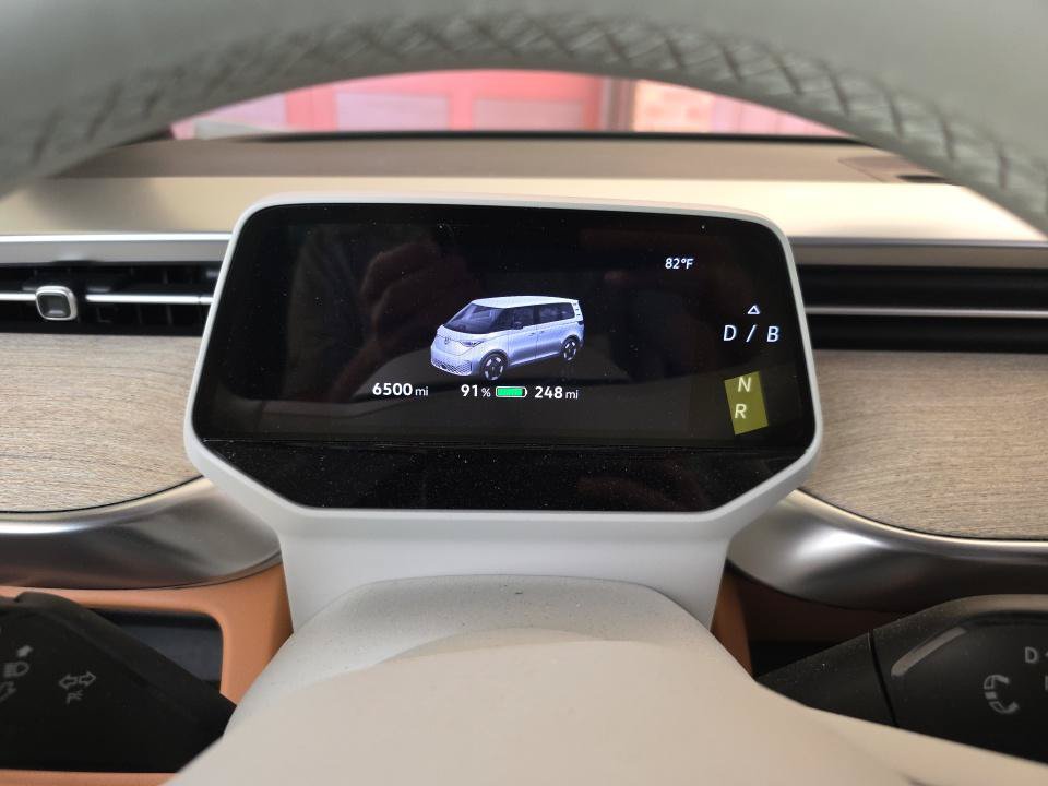 Used 2025 Volkswagen ID. Buzz 1st Edition AWD/4WD image 3