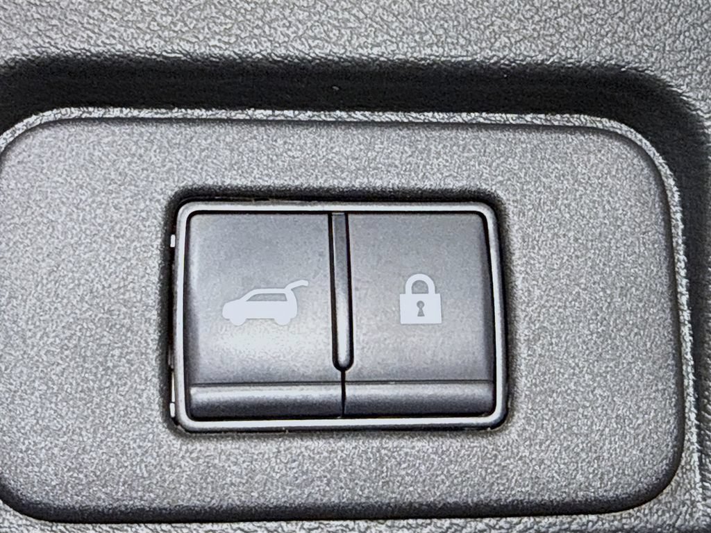 Certified 2023 Nissan Rogue SV w/ SV Premium B Package AWD/4WD image 29