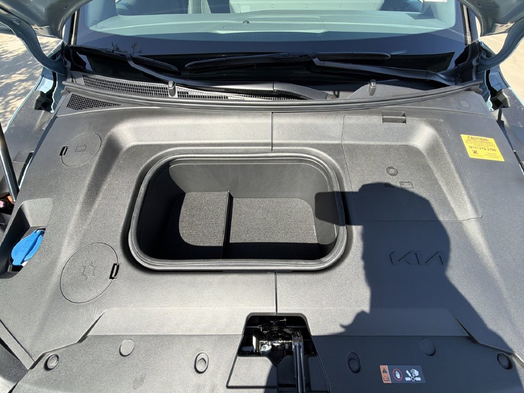 New 2027 Kia EV3 Wind FWD image 19