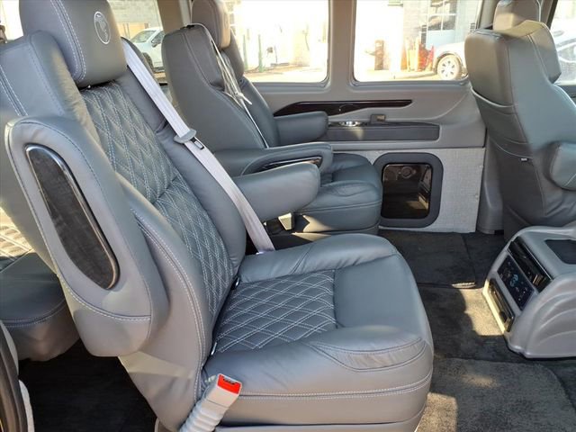 New 2026 GMC Savana 2500 w/ Driver Convenience Package image 19