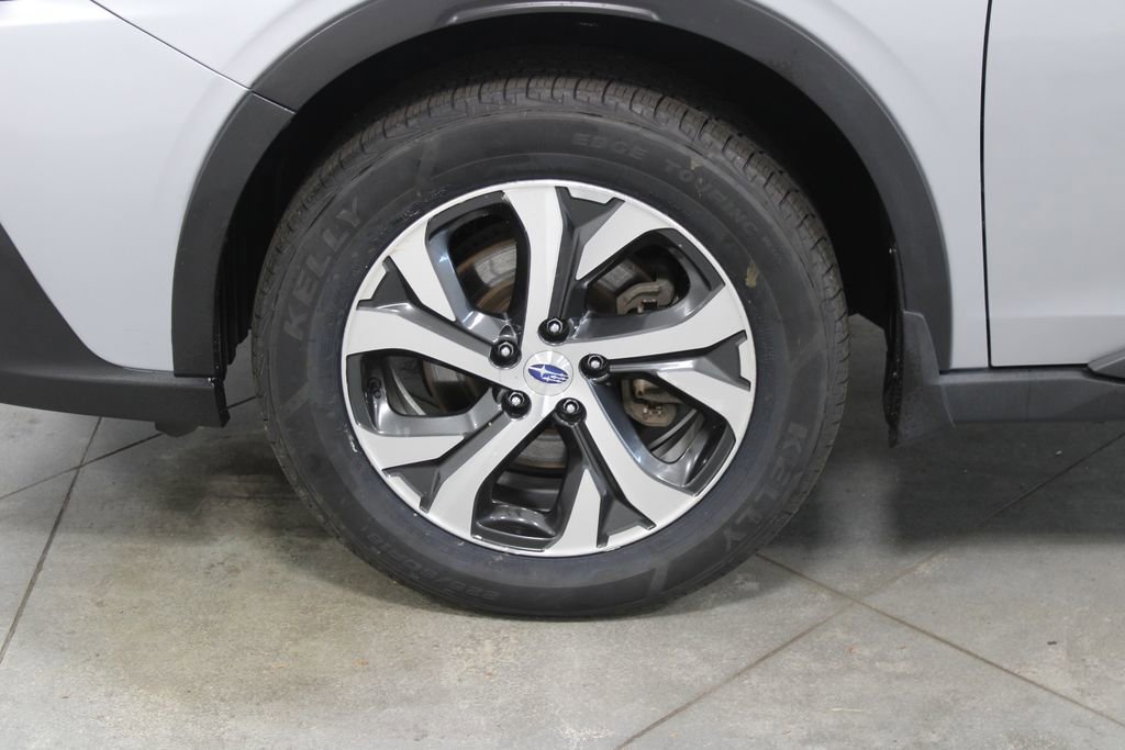 Used 2022 Subaru Outback Limited image 17