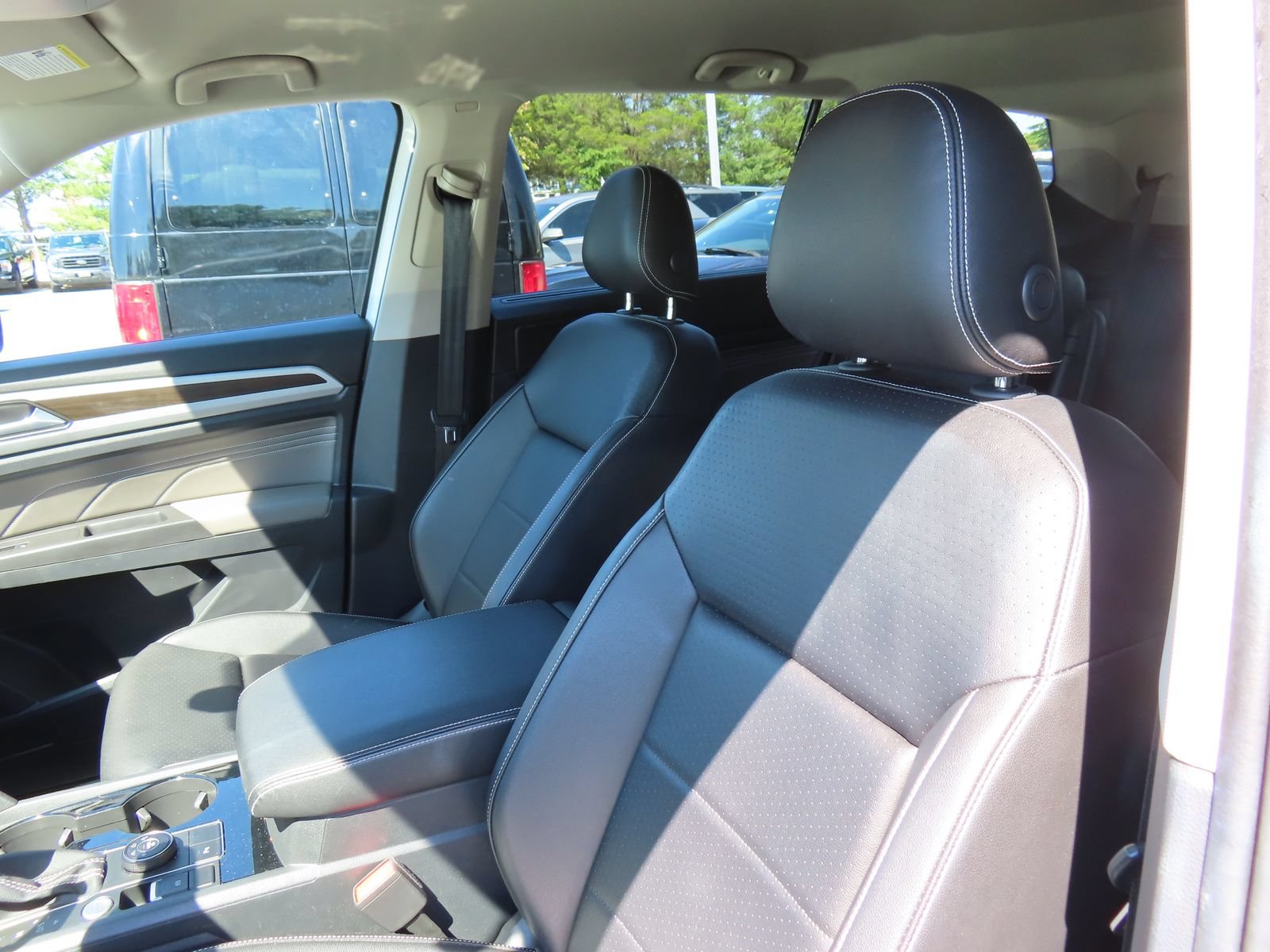 Used 2022 Volkswagen Atlas SE AWD/4WD image 27