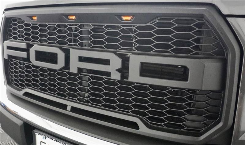 Used 2015 Ford F150 XLT w/ Equipment Group 302A Luxury AWD/4WD image 34