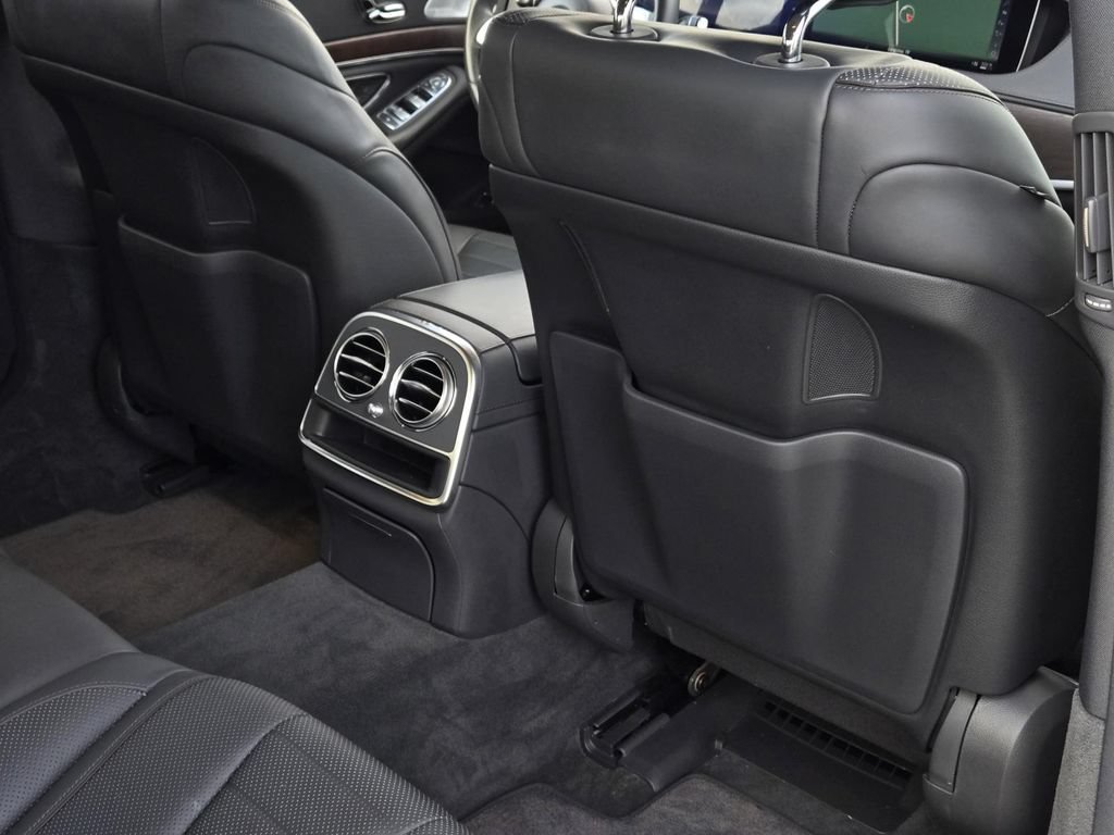 Used 2018 Mercedes-Benz S 450 Sedan image 28