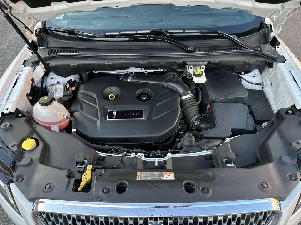Used 2019 Lincoln MKC Select w/ Select Plus Package FWD image 18