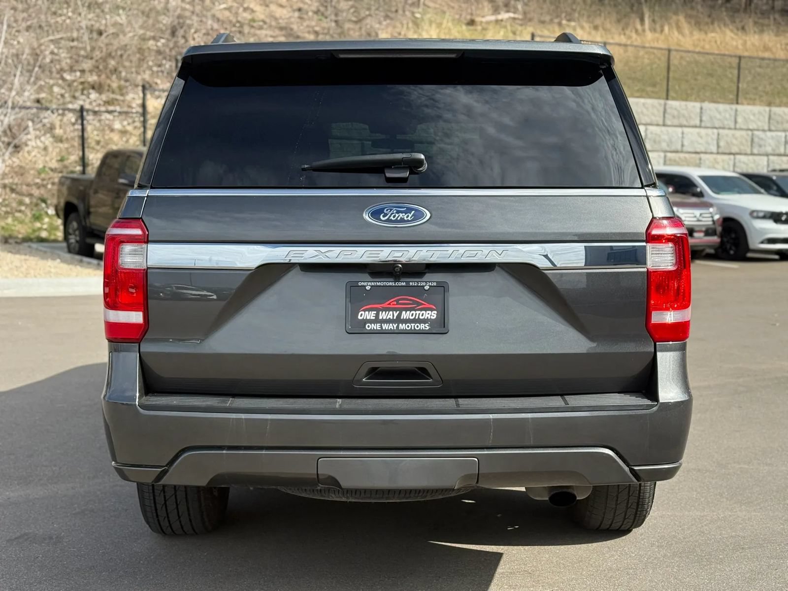 Used 2021 Ford Expedition XL AWD/4WD image 4