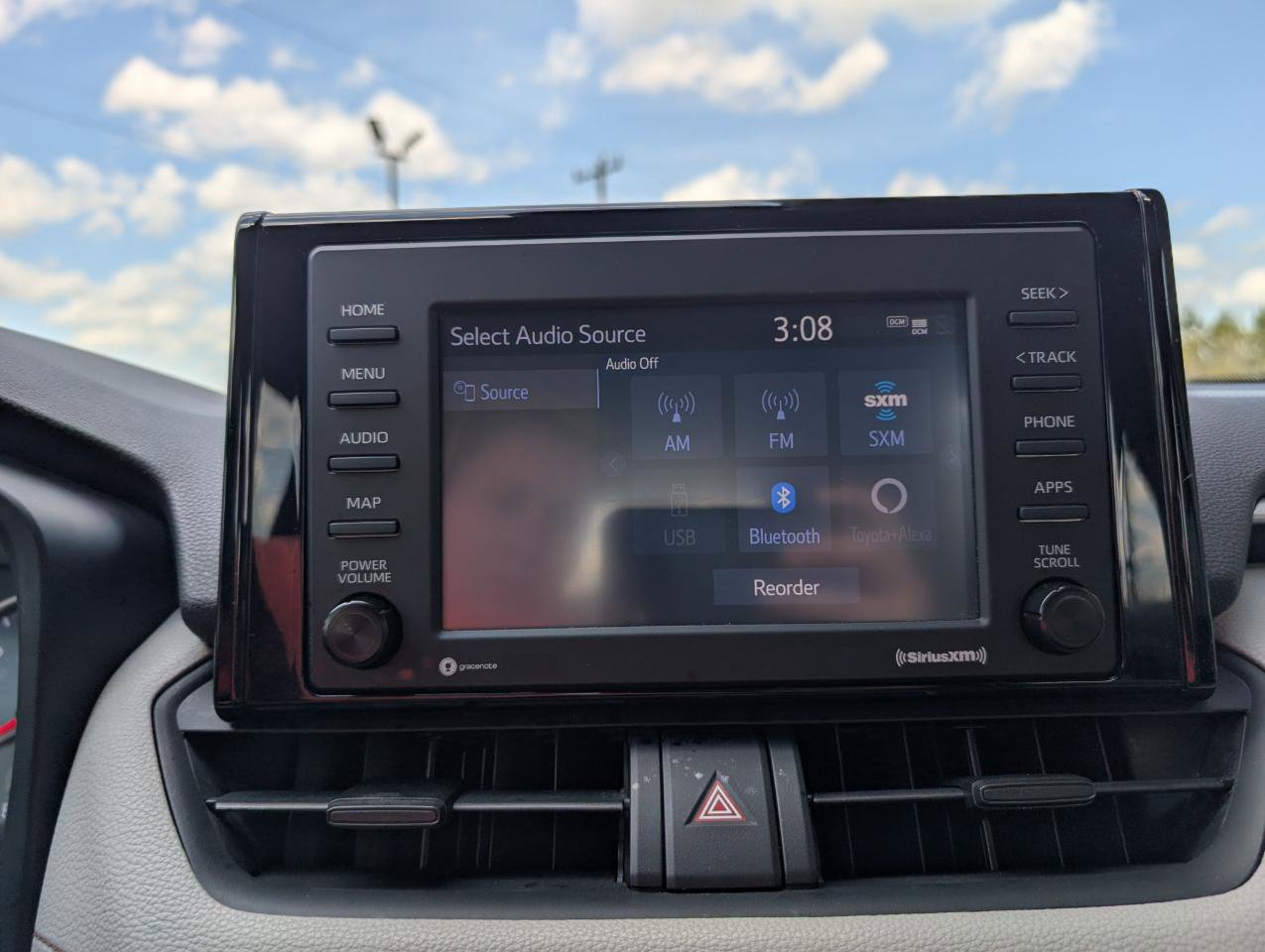 Used 2020 Toyota RAV4 XLE image 20