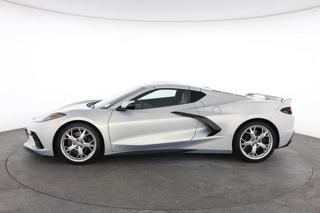Used 2021 Chevrolet Corvette Stingray Preferred Cpe w/ Z51 Performance Package RWD image 7