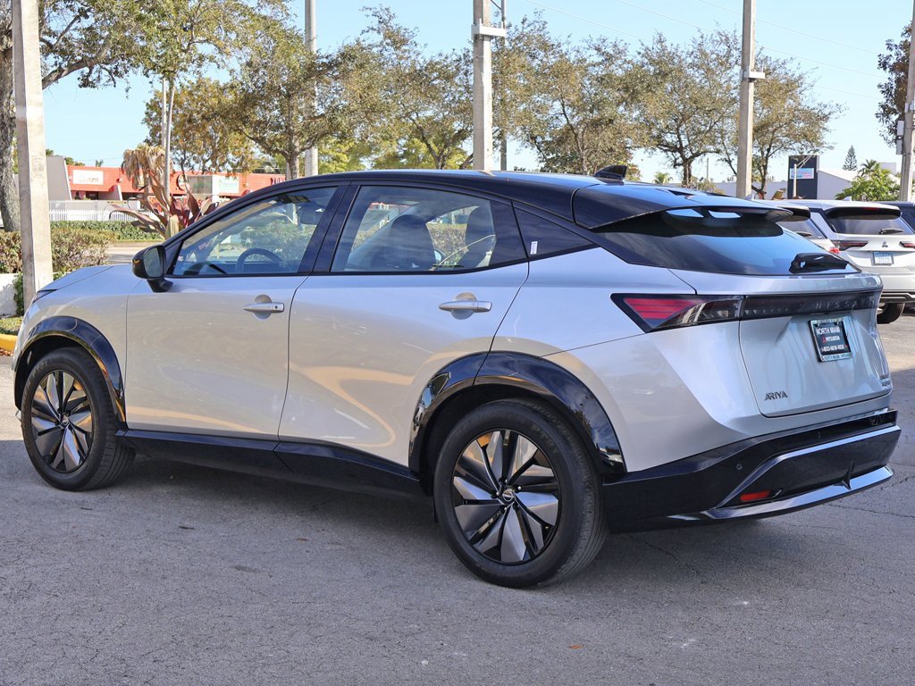 Used 2023 Nissan Ariya AWD image 10