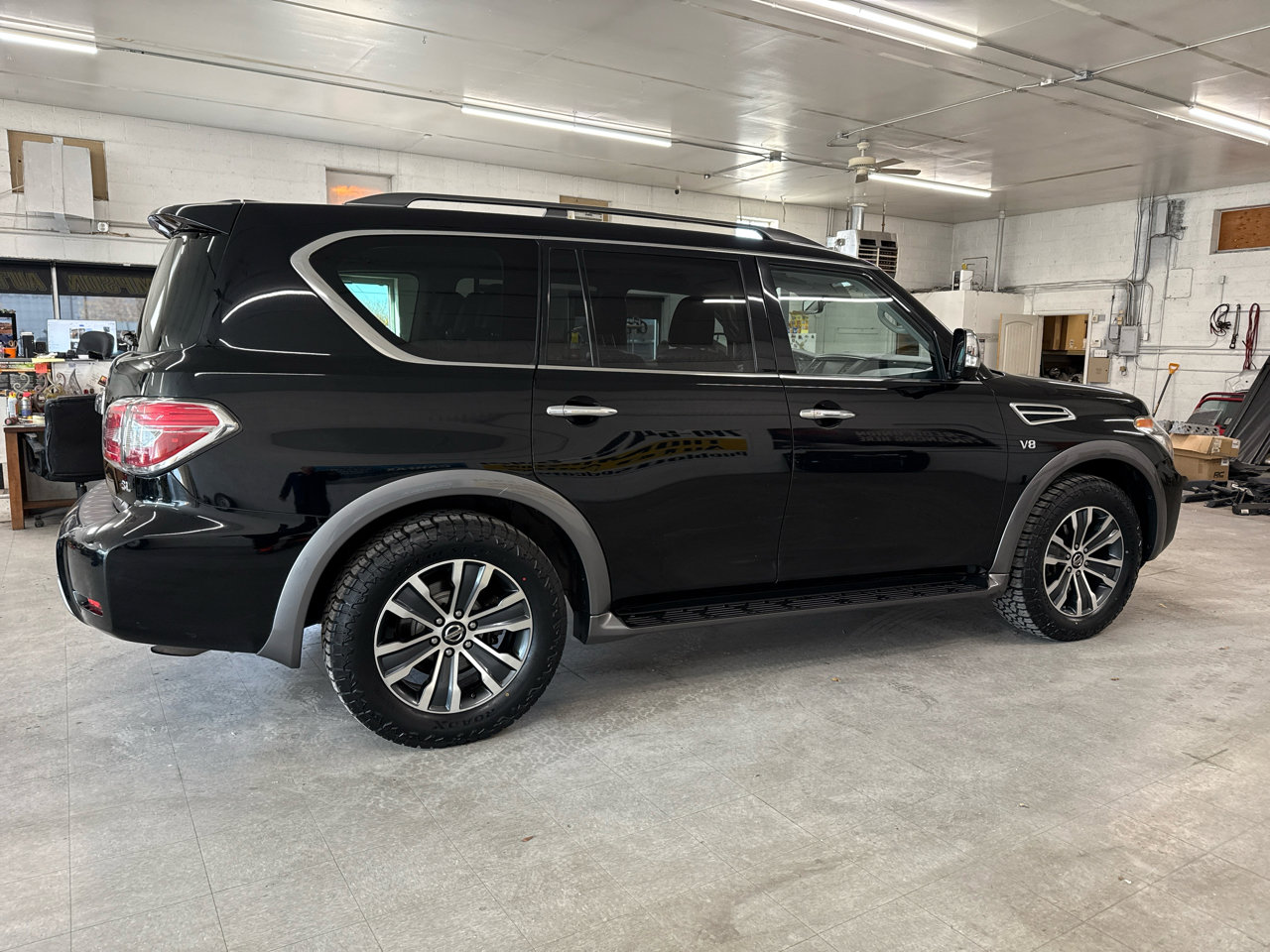 Used 2020 Nissan Armada SL image 4