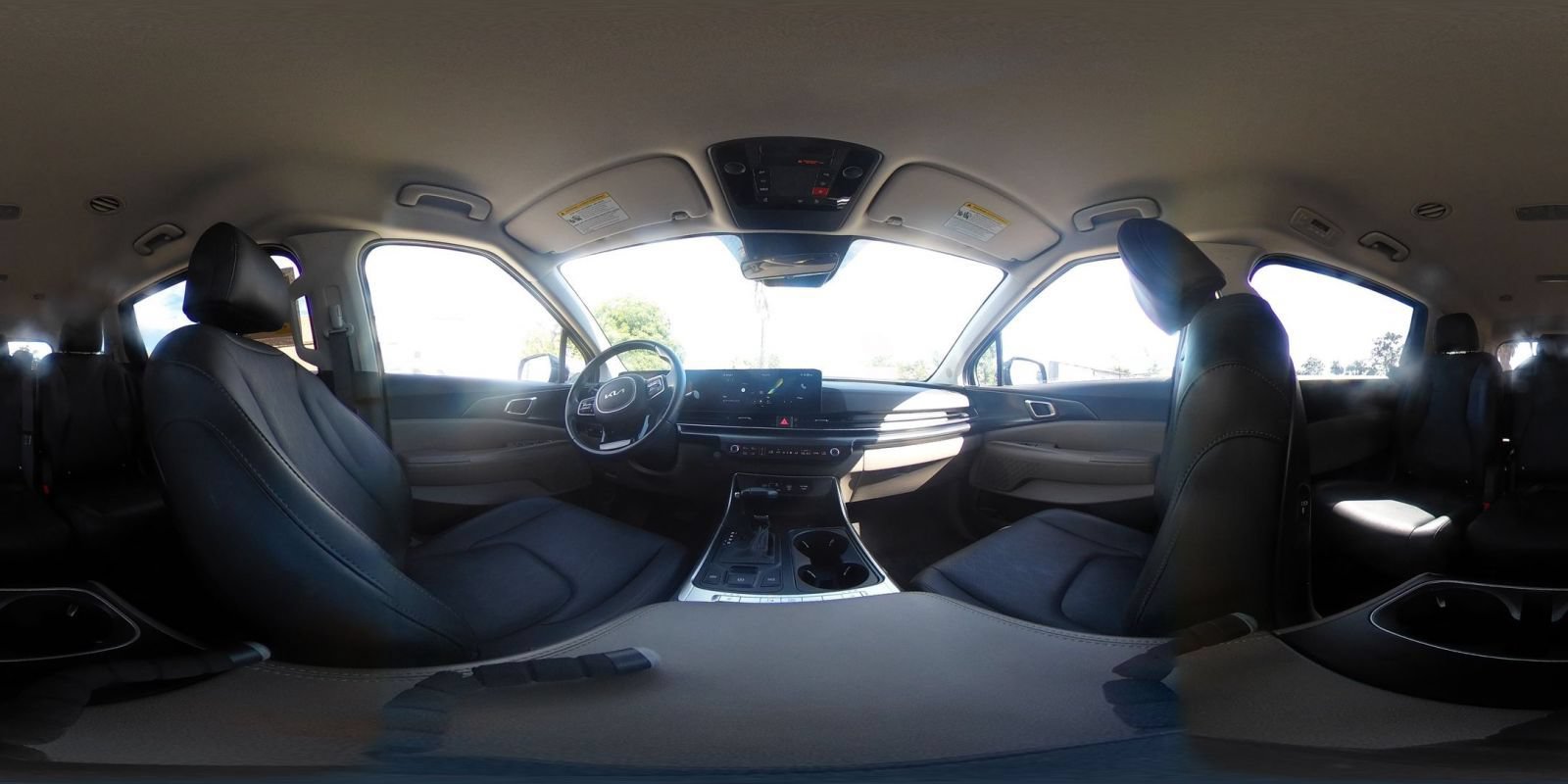 Used 2026 Kia Carnival FWD image 44