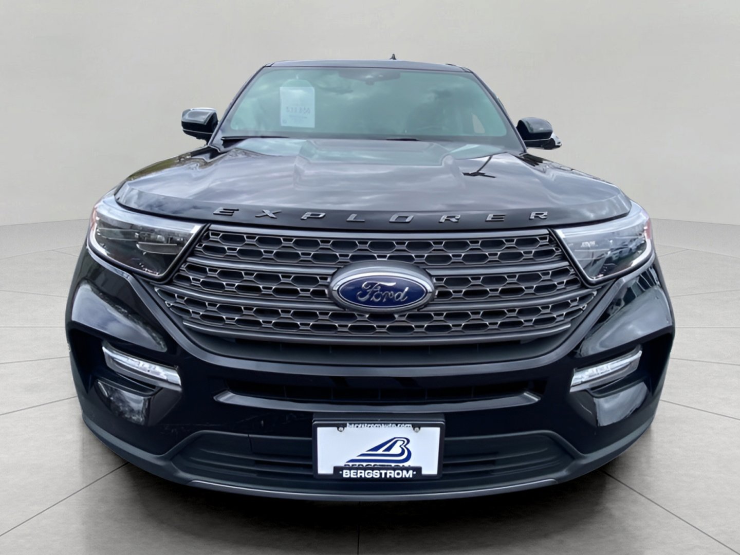 Certified 2023 Ford Explorer XLT w/ Equipment Group 202A AWD/4WD image 6