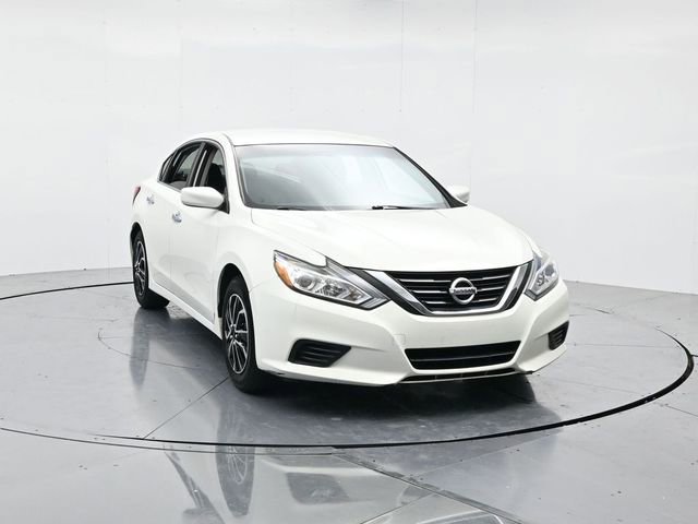 Used 2018 Nissan Altima 2.5 S w/ S Convenience Package image 4