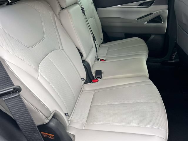 Certified 2026 INFINITI QX60 Luxe w/ Cargo Package AWD/4WD image 24