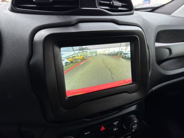 Used 2021 Jeep Renegade Sport w/ Sport Appearance Group image 23