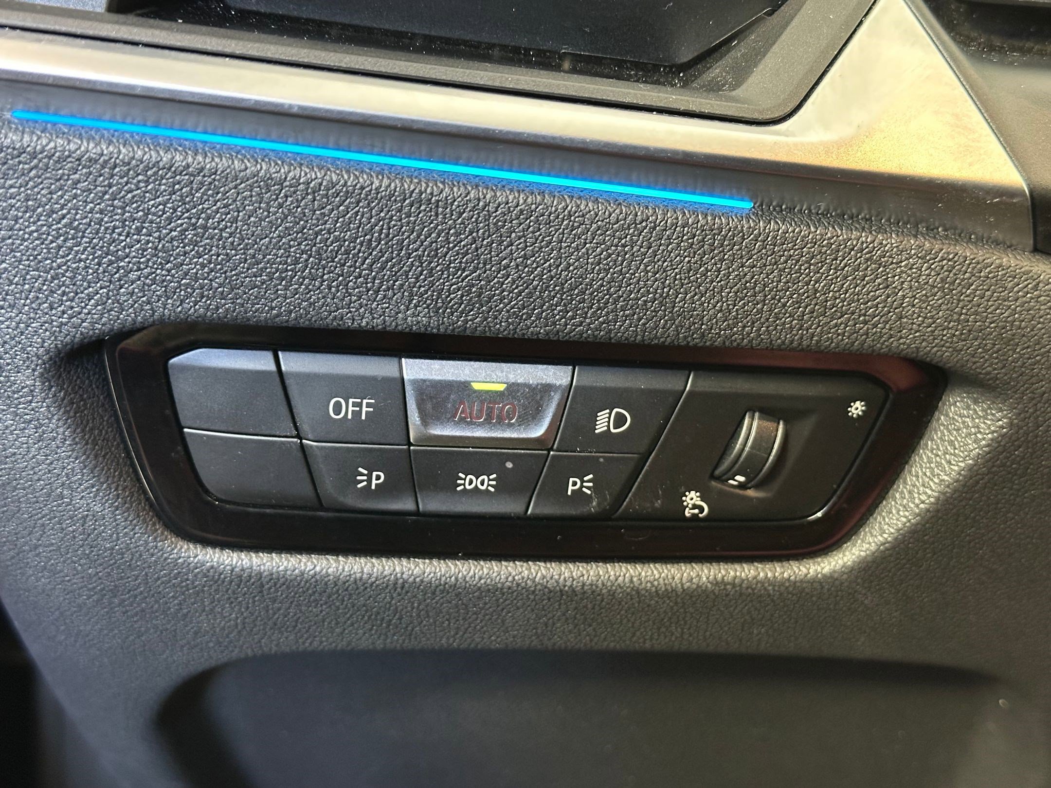 Used 2023 BMW i4 eDrive35 w/ Premium Package image 16