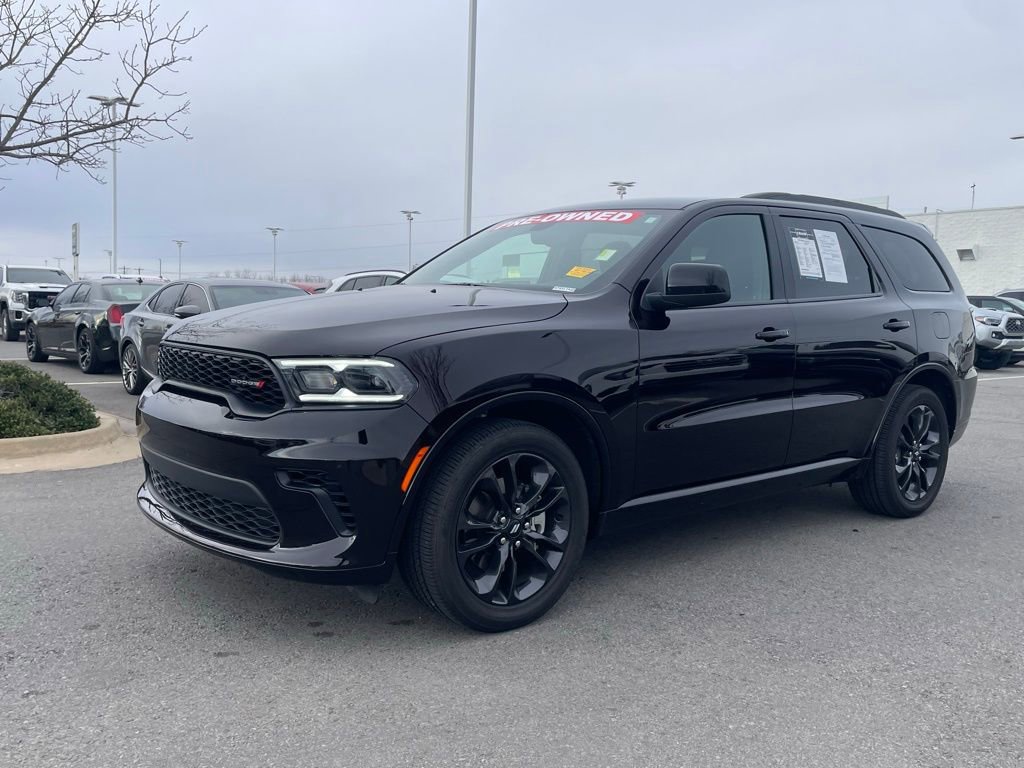Used 2025 Dodge Durango GT w/ Blacktop Package image 3