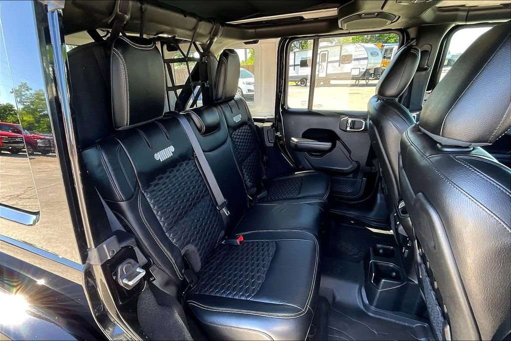 Used 2019 Jeep Wrangler Unlimited Rubicon AWD/4WD image 28
