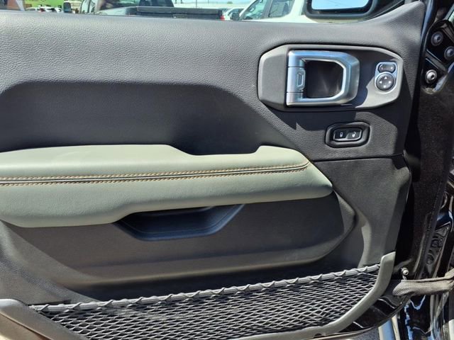 Used 2024 Jeep Gladiator Mojave w/ Steel Bumper Group image 14