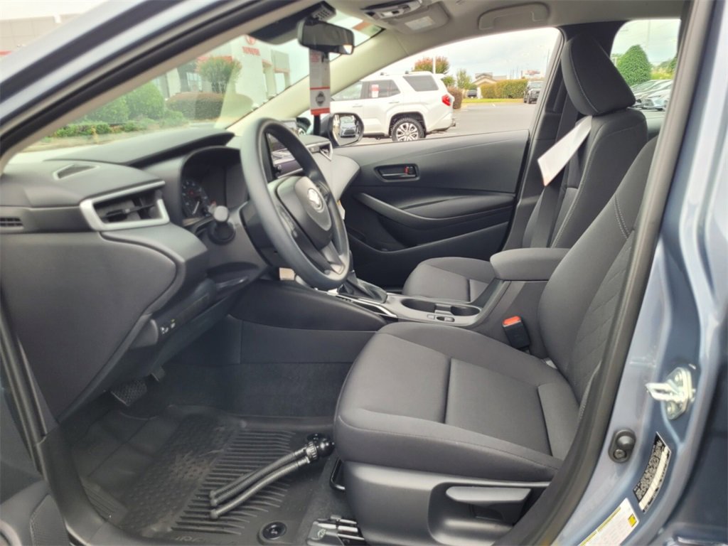 New 2025 Toyota Corolla LE image 5