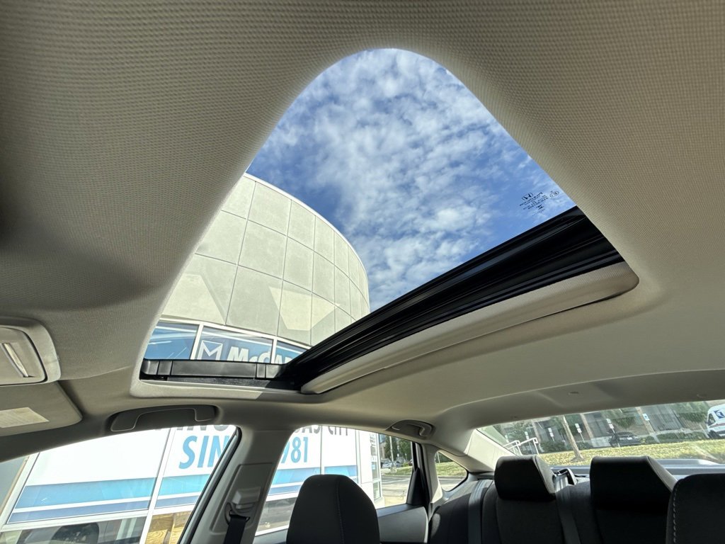 Used 2025 Honda Accord SE image 5